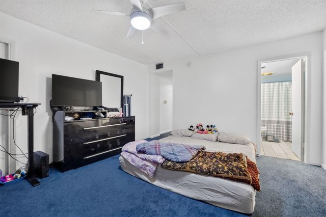 890 N Federal Highway 202, Lantana, FL 33462