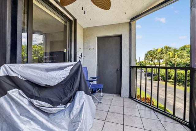890 N Federal Highway 202, Lantana, FL 33462