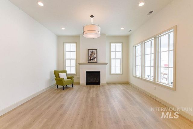 1580 Picotee Circle Wisteria, Moscow, ID 83843