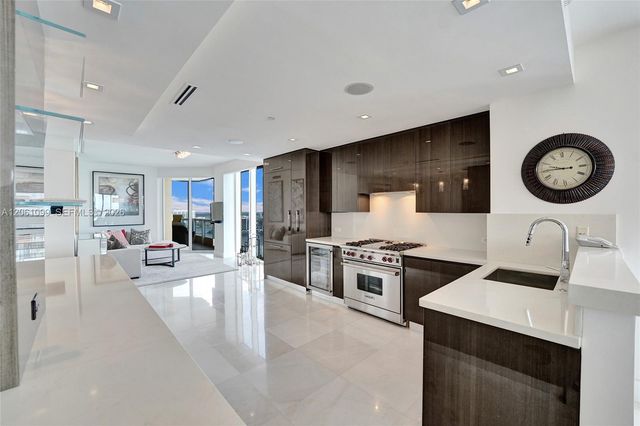 17875 Collins Ave 3201, Sunny Isles Beach, FL 33160