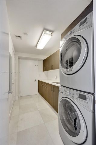 17875 Collins Ave 3201, Sunny Isles Beach, FL 33160
