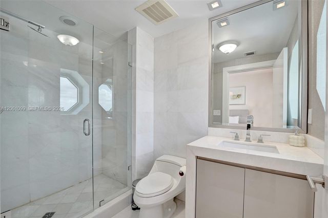 17875 Collins Ave 3201, Sunny Isles Beach, FL 33160