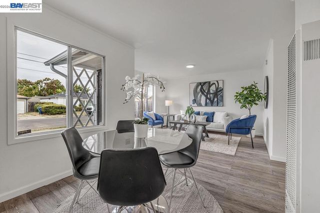 172 Hunter Ave, Oakland, CA 94603