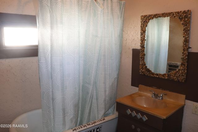 419 Louisiana Avenue, Opelousas, LA 70570