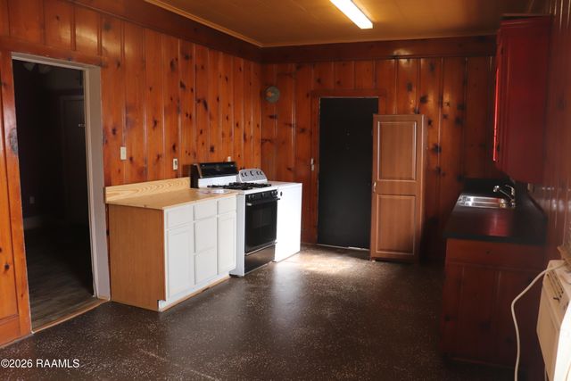 419 Louisiana Avenue, Opelousas, LA 70570