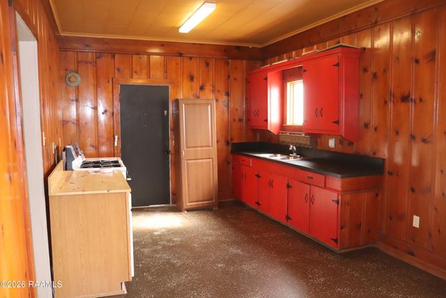 419 Louisiana Avenue, Opelousas, LA 70570