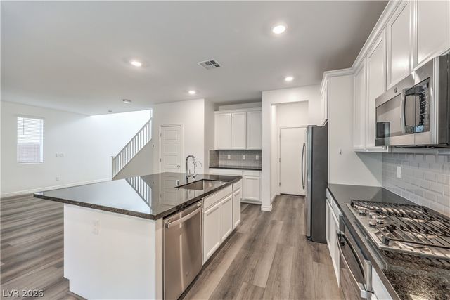 10770 Searchers Avenue, Las Vegas, NV 89129