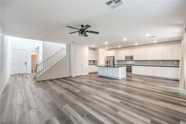 10770 Searchers Avenue, Las Vegas, NV 89129