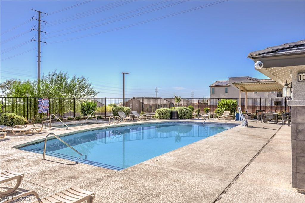 10770 Searchers Avenue, Las Vegas, NV 89129 — photo 2