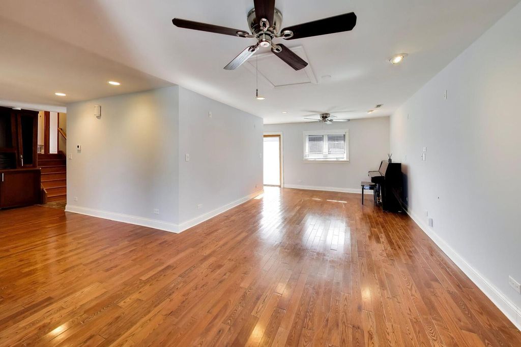 655 Flagstaff Lane, Hoffman Estates, IL 60169 — photo 4