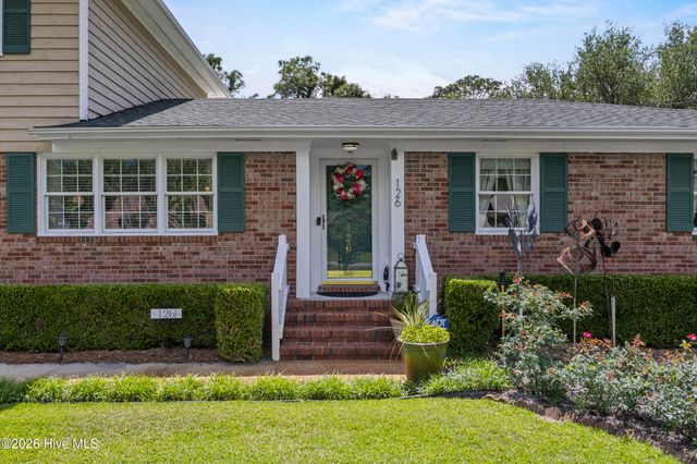 126 Elisha Drive, Wilmington, NC 28405