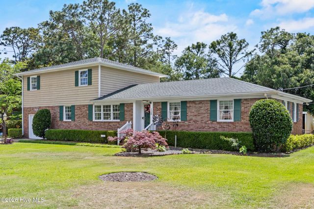 126 Elisha Drive, Wilmington, NC 28405