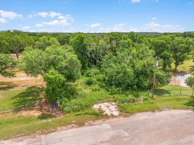 840 Quail Park Lane, Cleburne, TX 76031