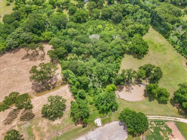 840 Quail Park Lane, Cleburne, TX 76031