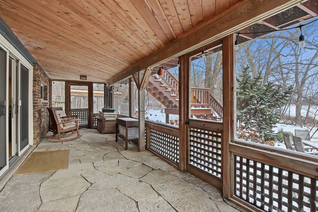 720 South Street, Barrington, IL 60010