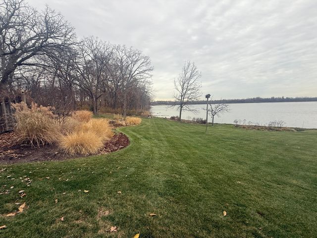 720 South Street, Barrington, IL 60010