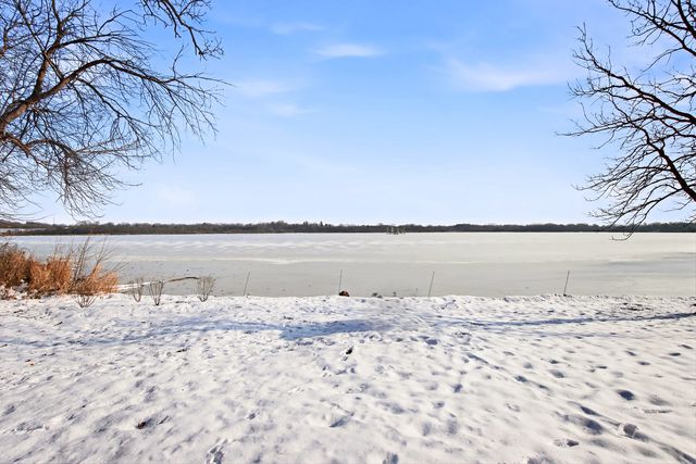 720 South Street, Barrington, IL 60010