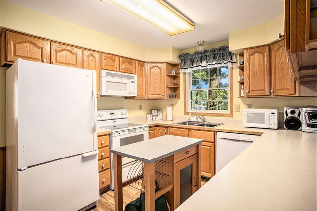 15891 Lakeview Drive, Buchanan Twp, MI 49107