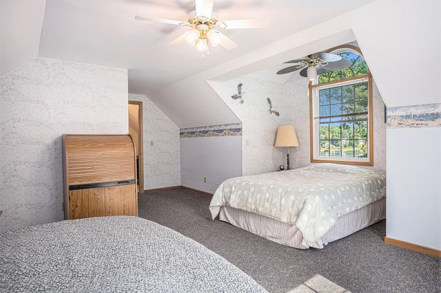 15891 Lakeview Drive, Buchanan Twp, MI 49107