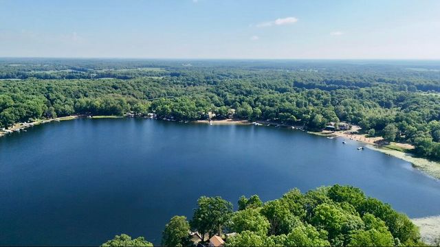 15891 Lakeview Drive, Buchanan Twp, MI 49107