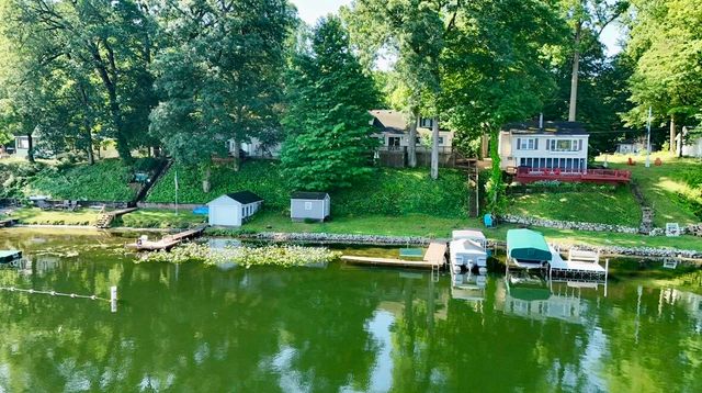 15891 Lakeview Drive, Buchanan Twp, MI 49107