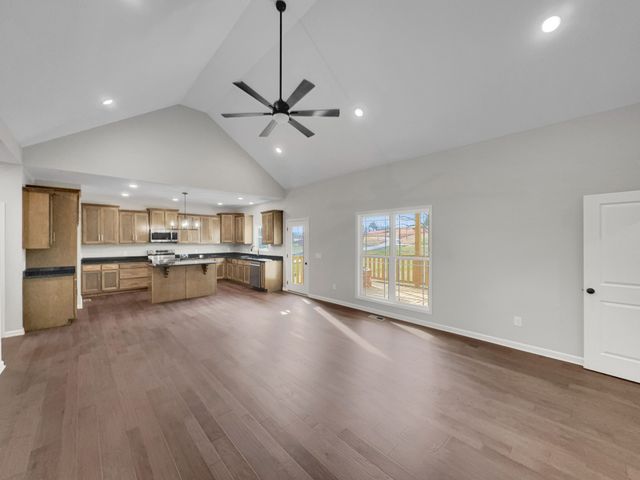 319 Lauren Ln, Westmoreland, TN 37186