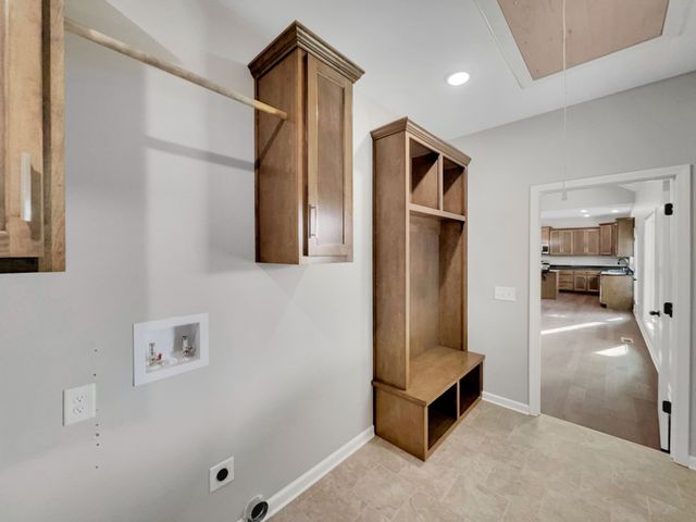 319 Lauren Ln, Westmoreland, TN 37186