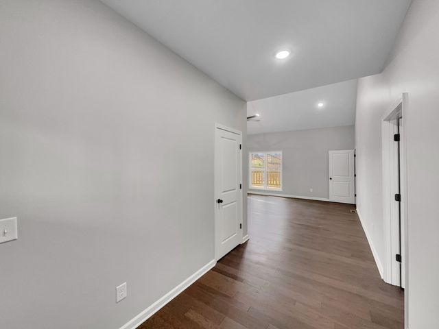 319 Lauren Ln, Westmoreland, TN 37186