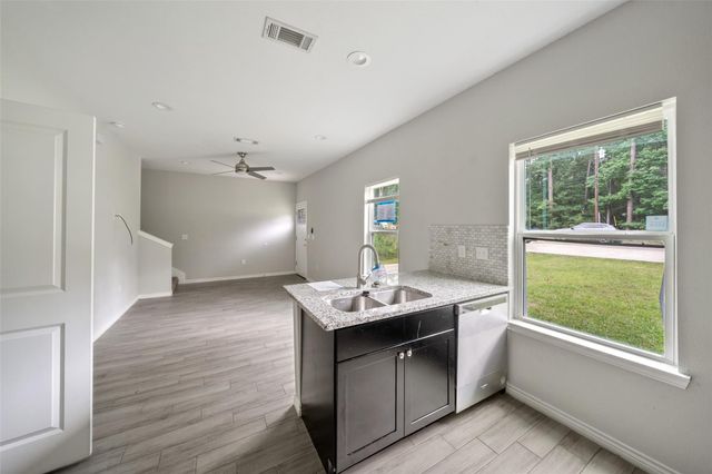126 Indian Creek Circle, Willis, TX 77378