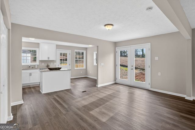 6355 Sweetbriar Drive, Mableton, GA 30126