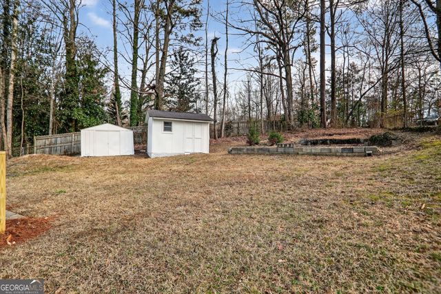 6355 Sweetbriar Drive, Mableton, GA 30126