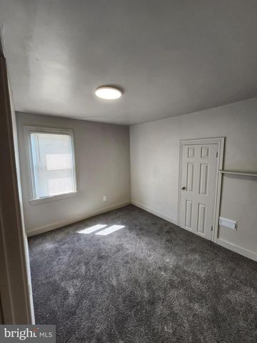 84 CARPENTER ST, Woodbury, NJ 08096