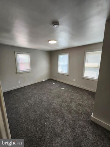 84 CARPENTER ST, Woodbury, NJ 08096