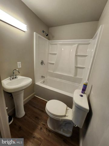 84 CARPENTER ST, Woodbury, NJ 08096