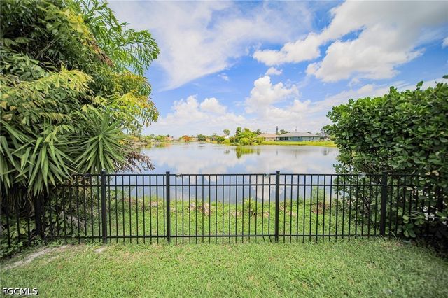 8355 Coral DR, Fort Myers, FL 33967