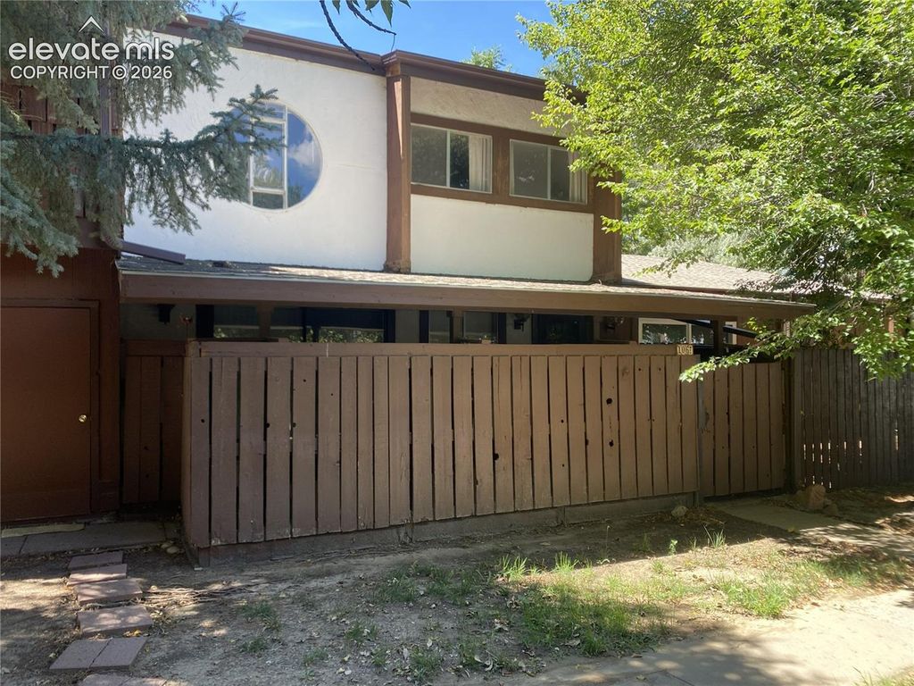 106 Scotland Road F, Pueblo, CO 81001 — exterior