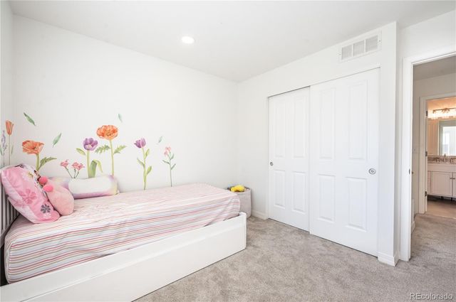 805 Summerhawk Drive L69, Longmont, CO 80504