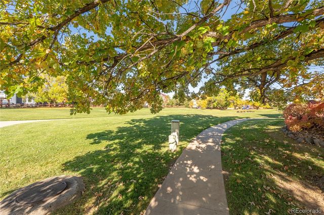 805 Summerhawk Drive L69, Longmont, CO 80504