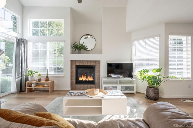 805 Summerhawk Drive L69, Longmont, CO 80504