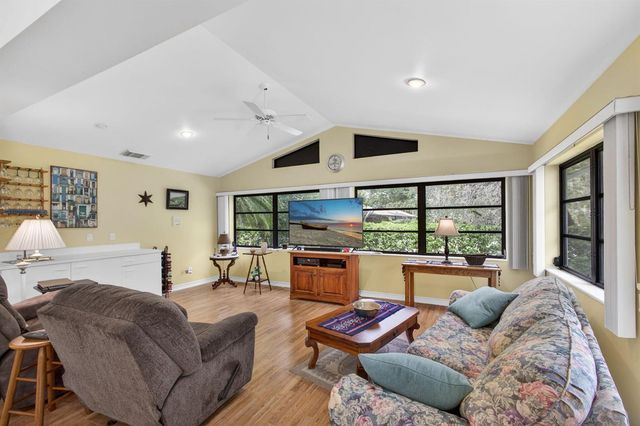 6335 SE Ames Way, Hobe Sound, FL 33455