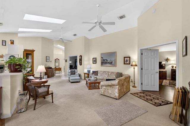 6335 SE Ames Way, Hobe Sound, FL 33455