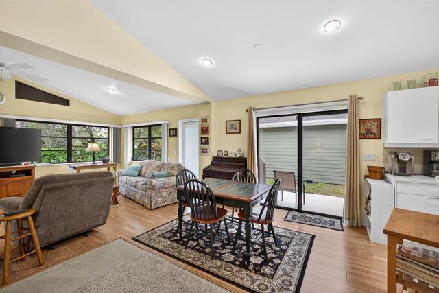 6335 SE Ames Way, Hobe Sound, FL 33455
