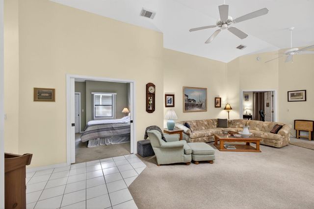 6335 SE Ames Way, Hobe Sound, FL 33455