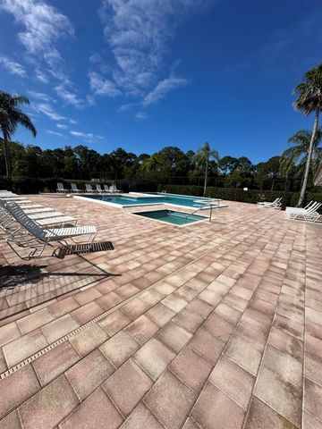 6335 SE Ames Way, Hobe Sound, FL 33455