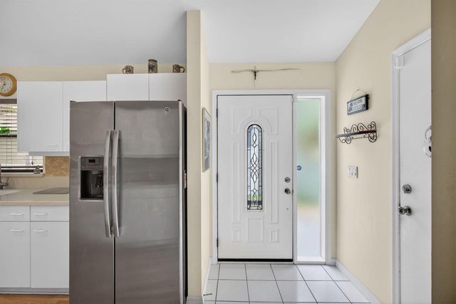 6335 SE Ames Way, Hobe Sound, FL 33455