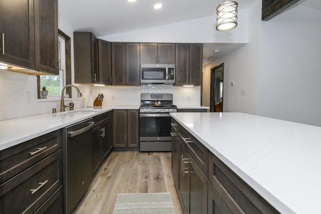 W389N7644 Pennsylvania STREET, Oconomowoc, WI 53066
