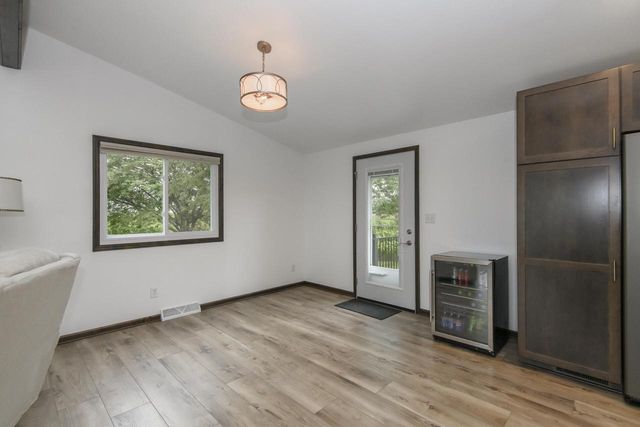 W389N7644 Pennsylvania STREET, Oconomowoc, WI 53066