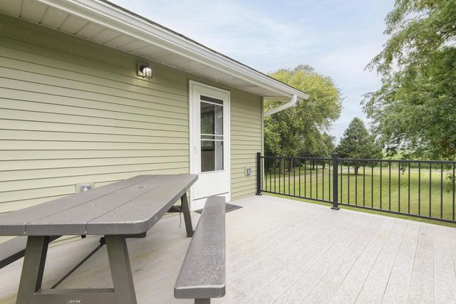W389N7644 Pennsylvania STREET, Oconomowoc, WI 53066