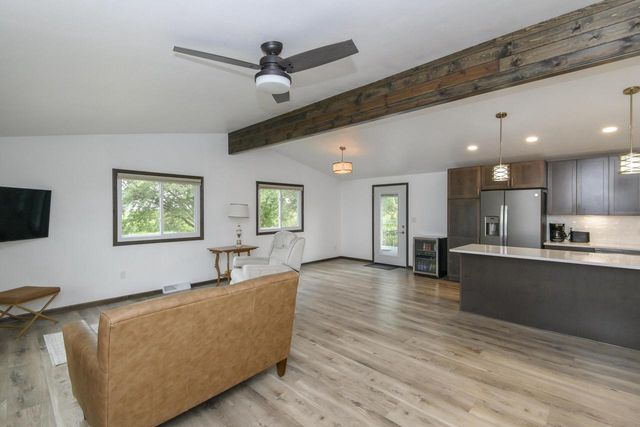 W389N7644 Pennsylvania STREET, Oconomowoc, WI 53066