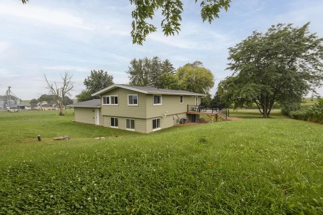 W389N7644 Pennsylvania STREET, Oconomowoc, WI 53066